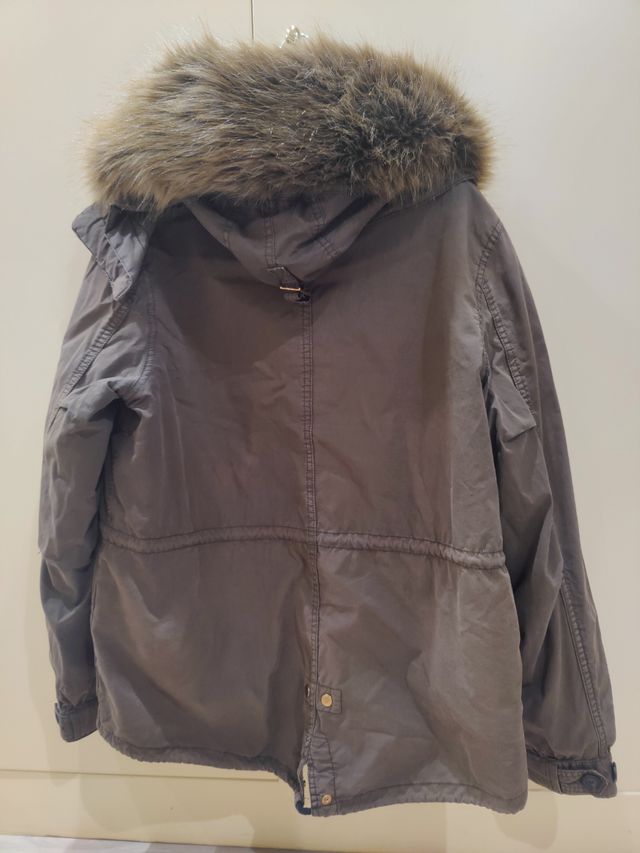 Abrigo desmontable, talla L, como nueva