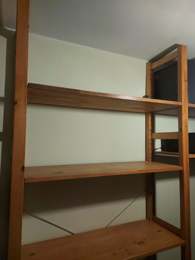 Estantería madera maciza