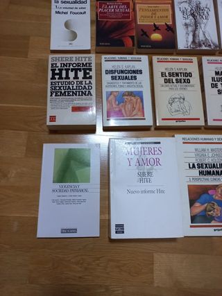 Libros sexualidad/medicina.
