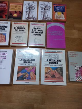 Libros sexualidad/medicina.