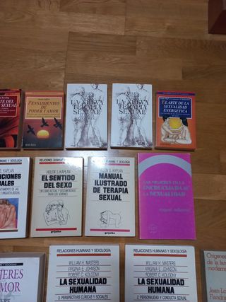 Libros sexualidad/medicina.