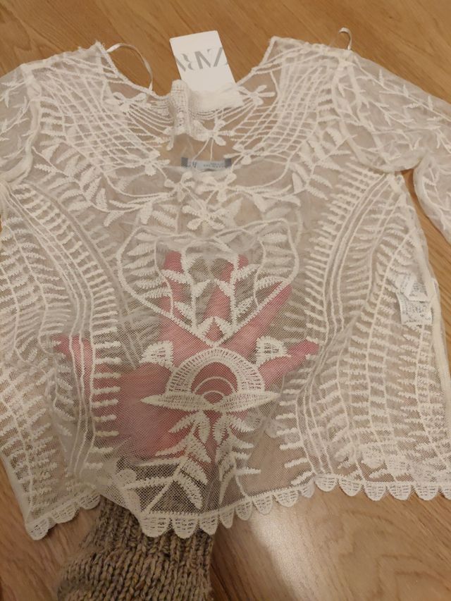 Camiseta encaje Zara talla S