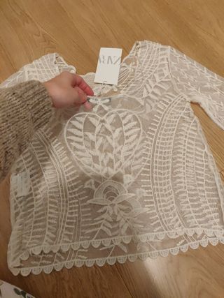 Camiseta encaje Zara talla S
