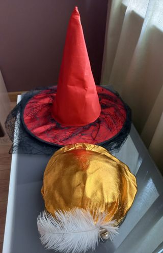 Sombrero de bruja y rey mago.