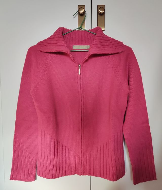 Suéter con cremallera fucsia