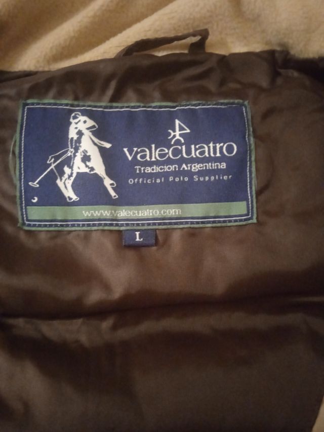 CHALECO HOMBRE VALECUATRO