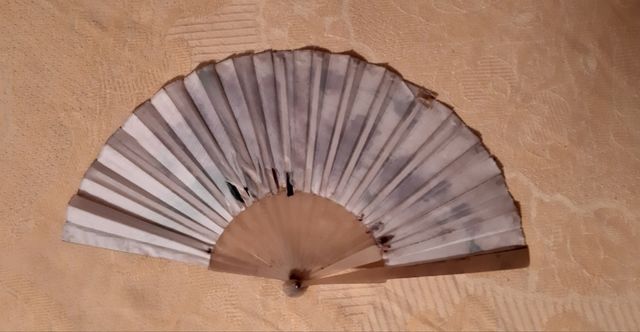 Abanico antiguo de 1900