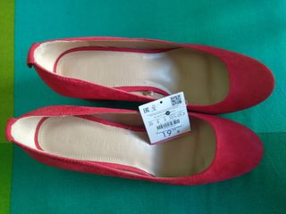 zapato rojo punta redonda tacón Cuadrado 5 cm