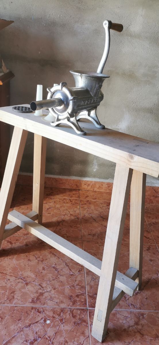 Máquina de hacer chorizos, morcilla, picador..