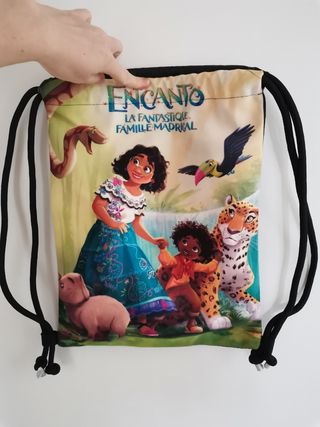Bolso con el dibujo de Encanto