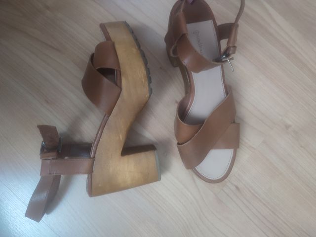 Zapatos marrones talla 37
