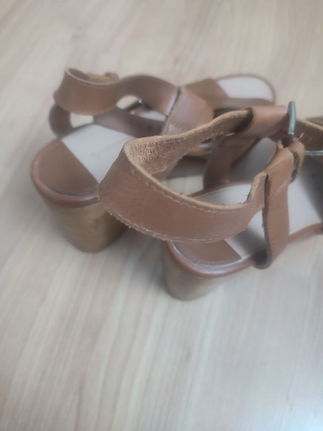 Zapatos marrones talla 37