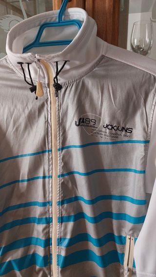 Chaqueta chándal vintage