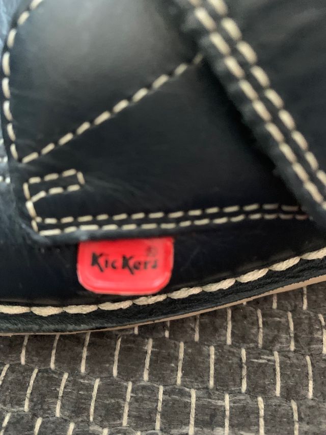 Zapatos Kickers niño T30 muy poco uso