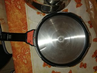 OLLA A PRESIÓN UFESA