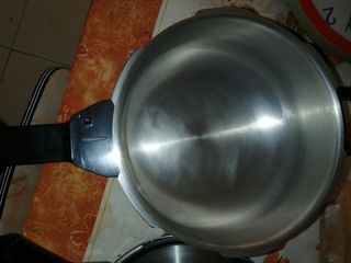 OLLA A PRESIÓN UFESA