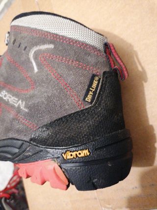 Bota trekking niño talla 34