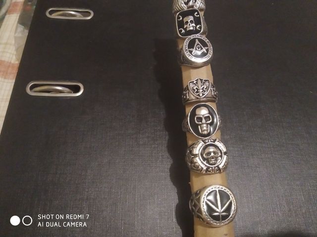 anillo de calaveras 5€ cada uno