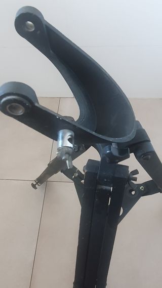 Trípode telescopio antiguo plegable