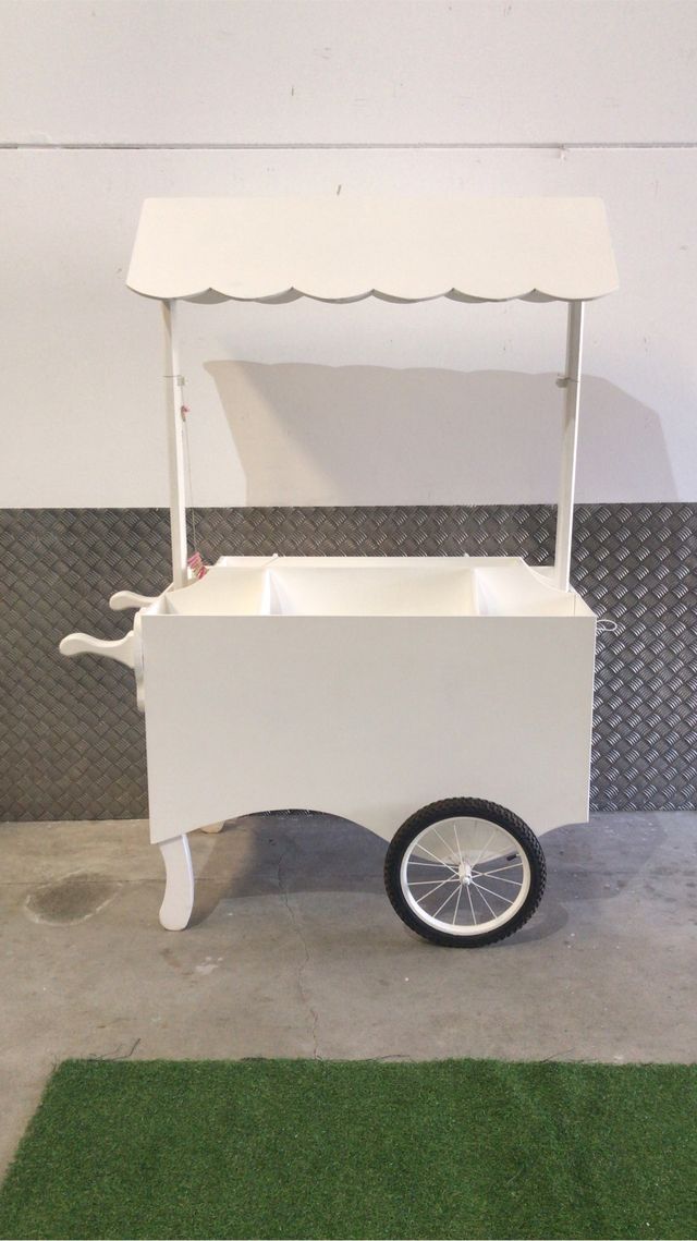 Alquiler mobiliario y atracciones para eventos