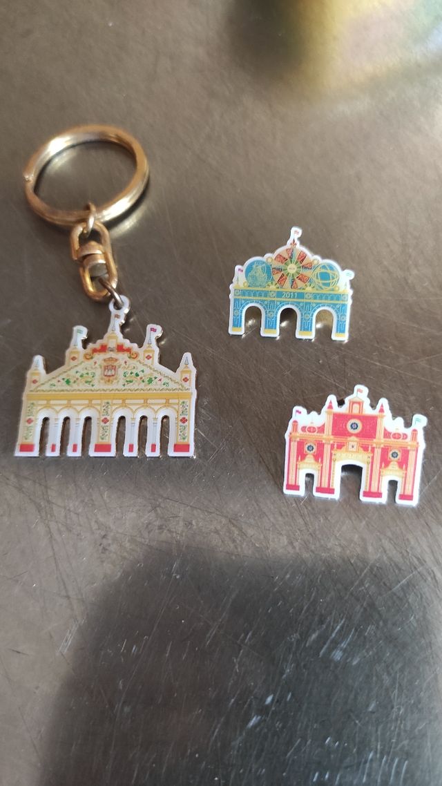 Llaveros antiguos y pink( coleccionistas)