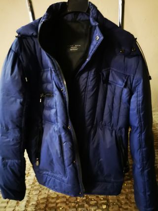 PLUMAS  BOMBER CON CAPUCHA DESMONTABLE