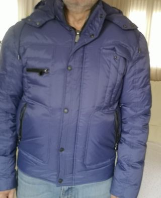 PLUMAS  BOMBER CON CAPUCHA DESMONTABLE