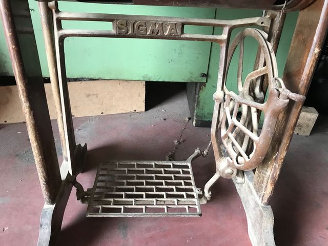 Màquina de coser SIGMA