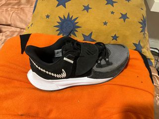 kyrie low 3 glow in the dark