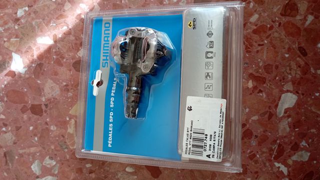 Pedales calas marca Shimano