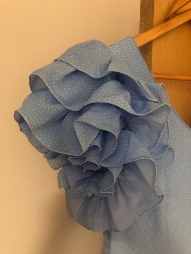 Traje de flamenca color celeste bebé 