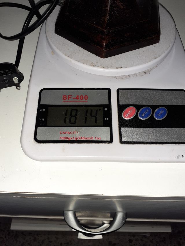 Bonita lampara de hierro buen estado.funciona.