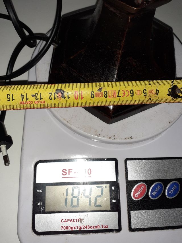 Bonita lampara de hierro buen estado.funciona.