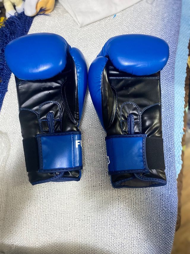 Guantes de boxeo Fuji Mae Radikal talla 14