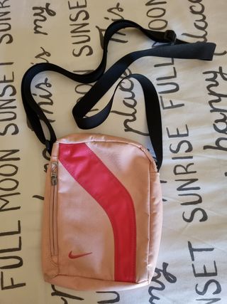 bandolera nike