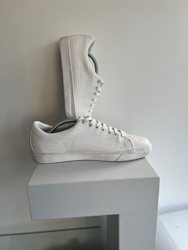 Zapatillas casual caballero, de Zara