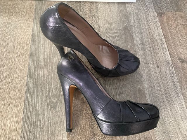 Zapatos de tacón de piel natural