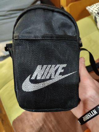 Bolso Nike pequeño 