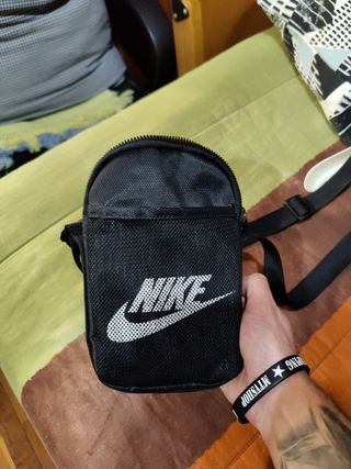 Bolso Nike pequeño 