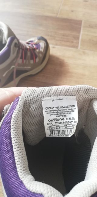 Botas de montana casi nuevas