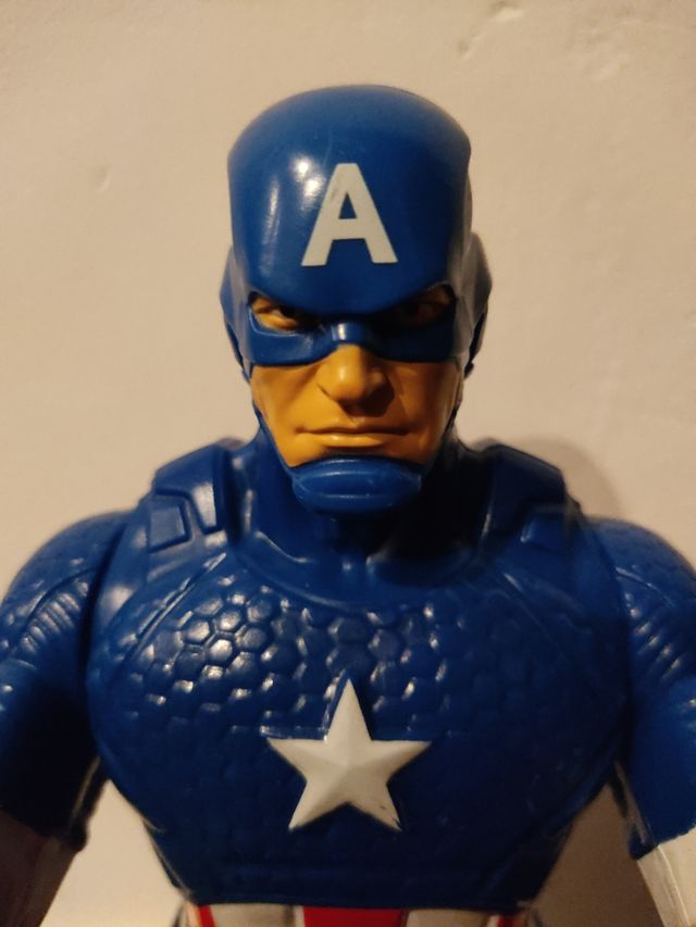 Juguete Capitán América articulado