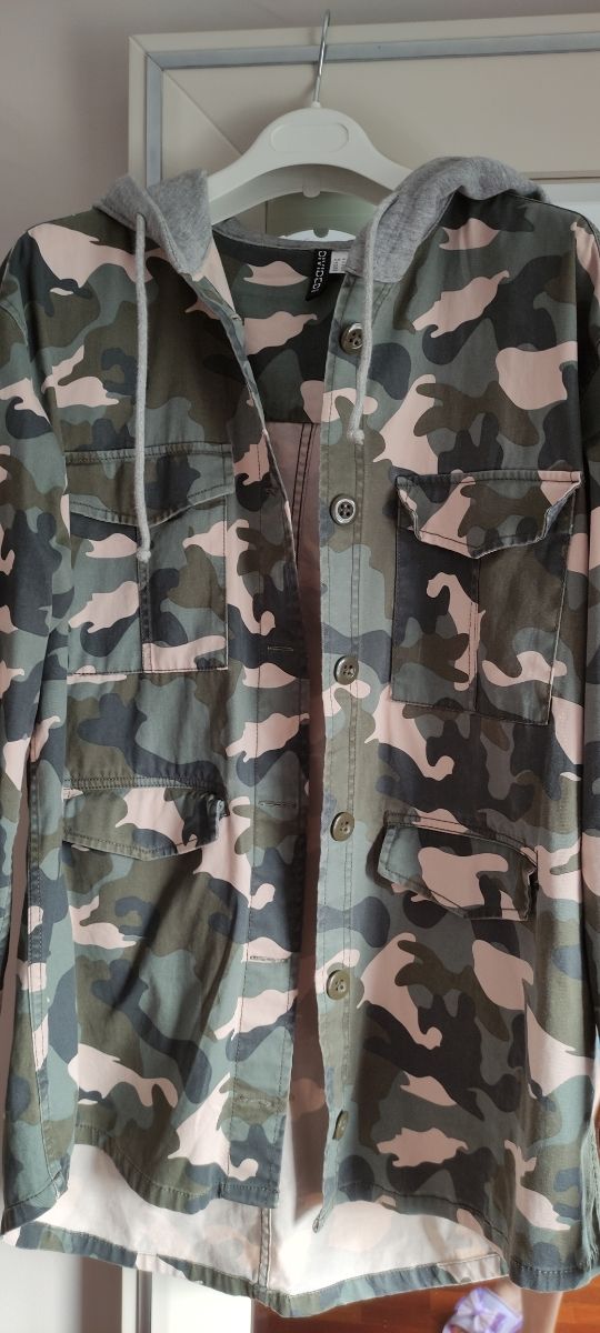 Abrigo camuflaje. Chaqueta. Sobrecamisa. Chaquetón