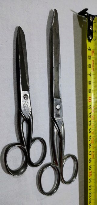 HERRAMIENTAS Y ANTIGÜEDADES 