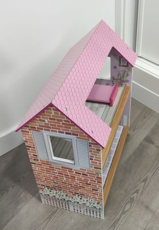 Casa de madera muñecas