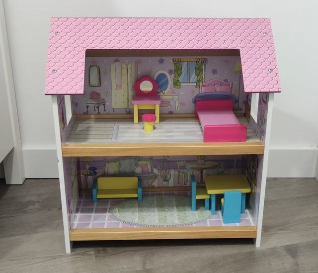 Casa de madera muñecas