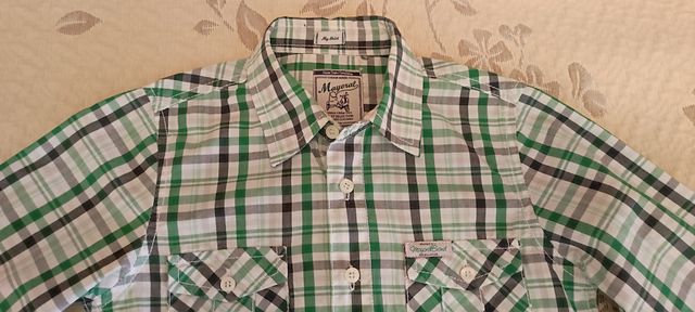 Camisa para niño marca Mayoral. Talla 5