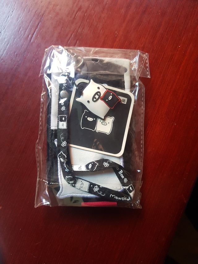 Bolsa pequeña o monedero Monokuro boo