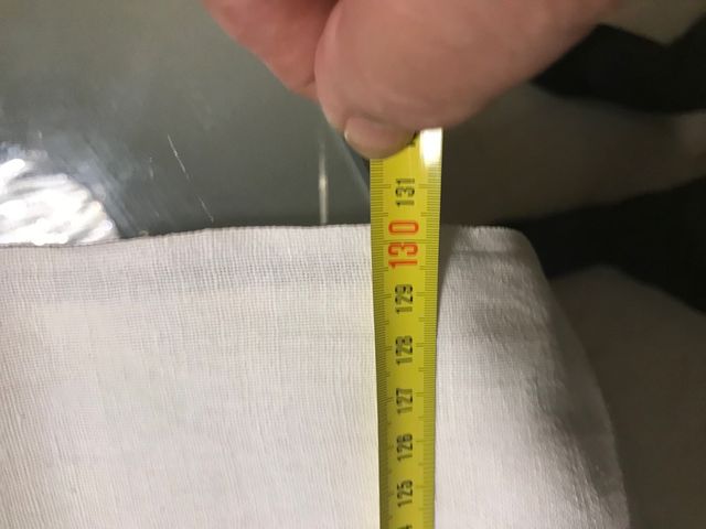 MANTEL LINO BORDADO A MANO. A ESTRENAR