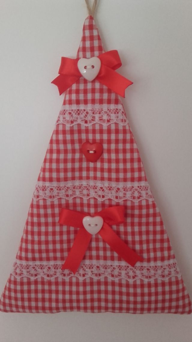 Albero decorazione Natale rosso con pizzo fiocchi