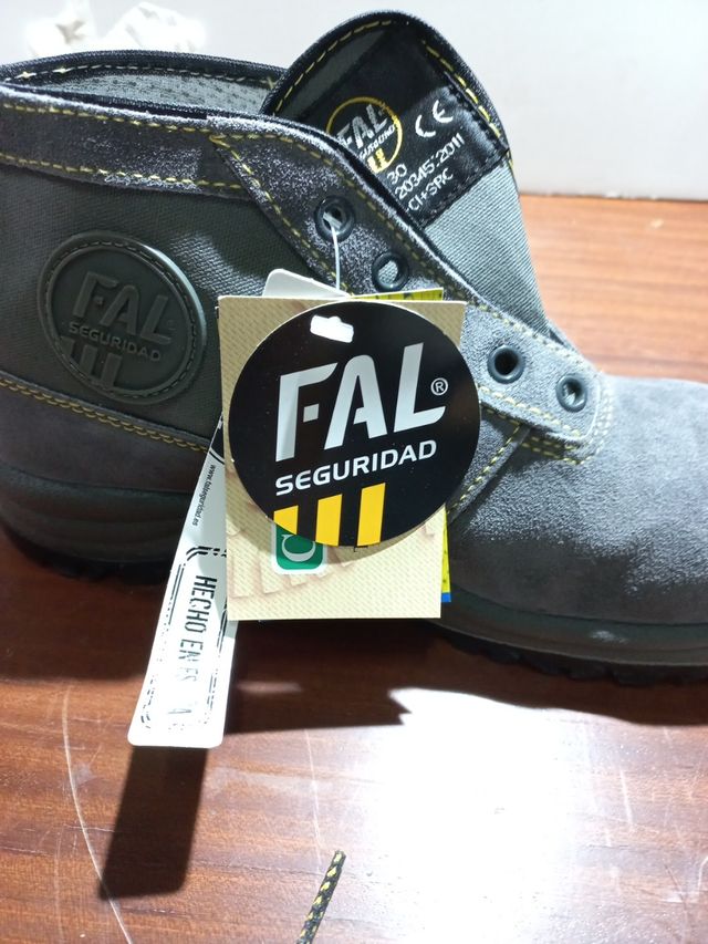 BOTAS FAL